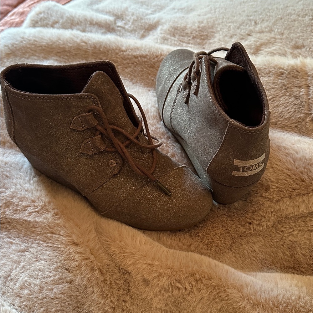 Toms Brown Ankle Boots